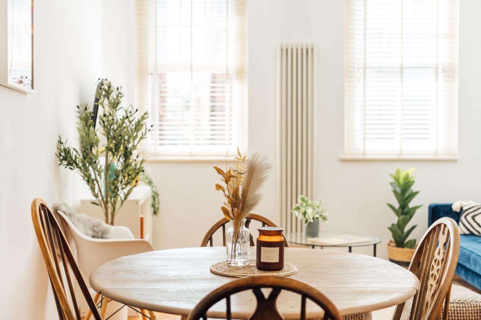Unique 2 Bedroom Flat On Stoke Newington High Street Apartament Londra