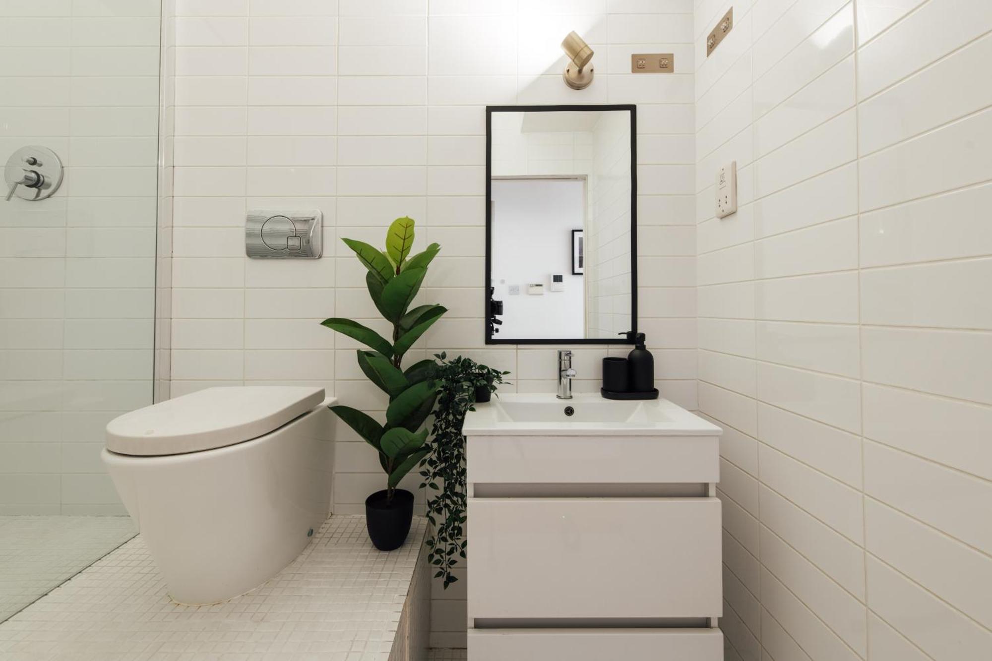 Unique 2 Bedroom Flat On Stoke Newington High Street Londra